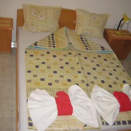 Family Rose Mary Guest house *